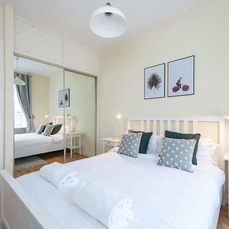 Bright And Modern 2 Bed Apartment Edimburgo Esterno foto