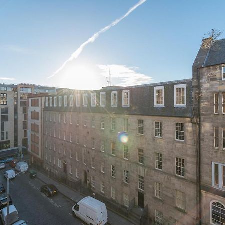 Bright And Modern 2 Bed Apartment Edimburgo Esterno foto
