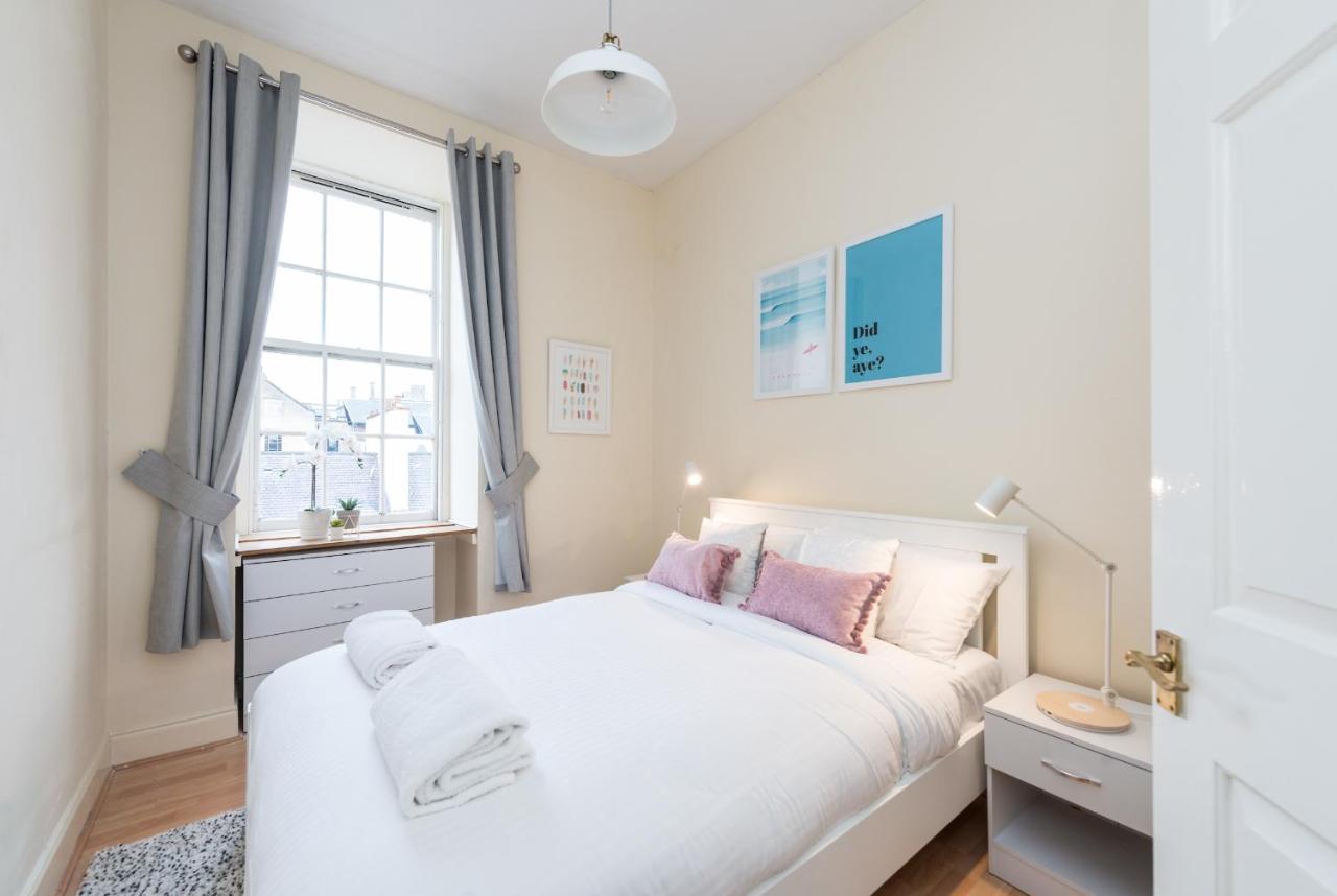 Bright And Modern 2 Bed Apartment Edimburgo Esterno foto