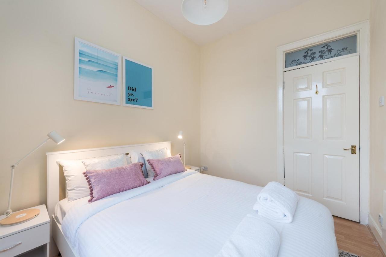 Bright And Modern 2 Bed Apartment Edimburgo Esterno foto