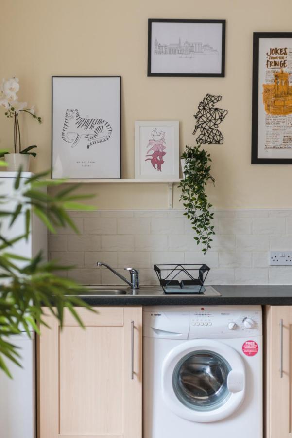 Bright And Modern 2 Bed Apartment Edimburgo Esterno foto