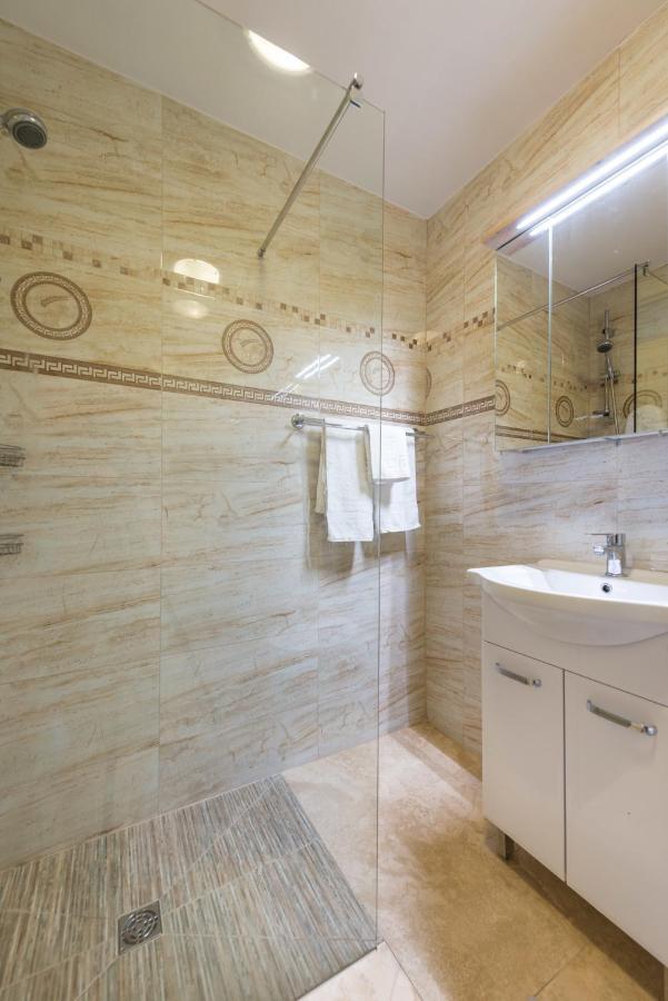 Bright And Modern 2 Bed Apartment Edimburgo Esterno foto